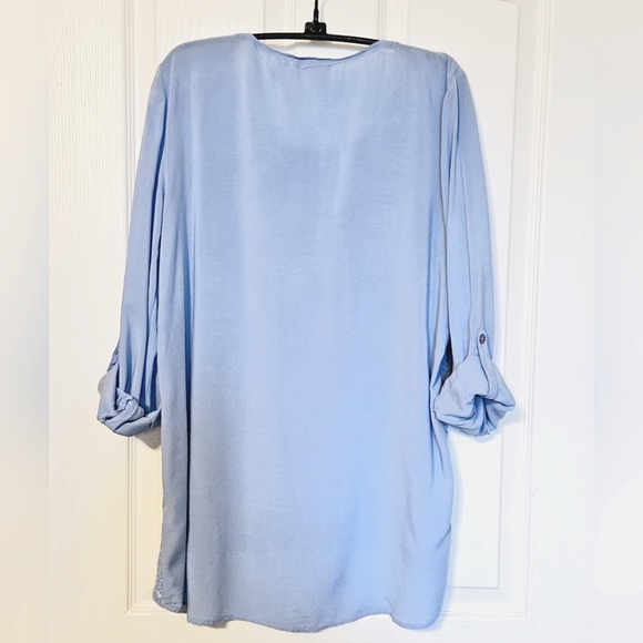 Chicos Sequin Dreams Steph Top Size M NWOT - Picture 3 of 5